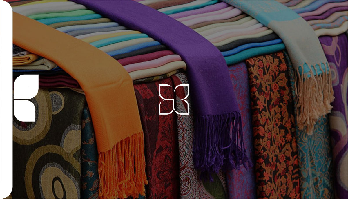 ۱۳ نوع جنس شال و روسری، از ساتن تا ابریشم